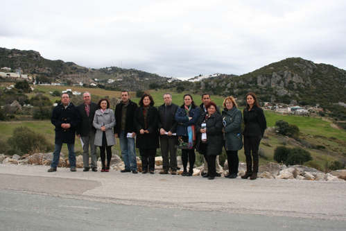 reunioncarreteraporelarreglodelacarreteraA-377